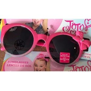 JoJo Siwa Hot Pink Kids Sunglasses Nickelodeon Shades Bow Silver Accents NWT